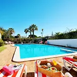 Villa Mauritius By Algarve Vacation *